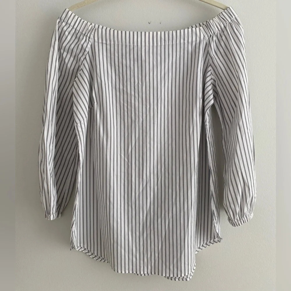 WHITE House Black Market Off Shoulder Striped Black and White Cotton Top Size S